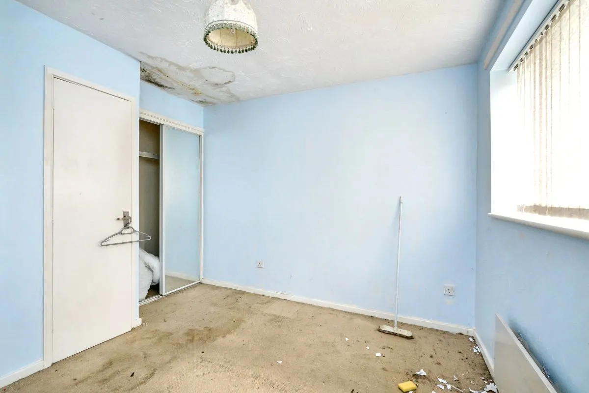 Measham, Swadlincote, Derbyshire, DE12 7JX - Online Auctions