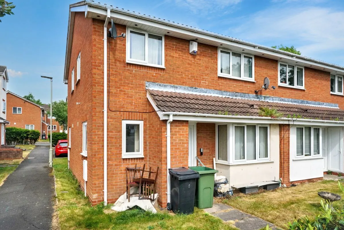 Measham, Swadlincote, Derbyshire, DE12 7JX - Online Auctions