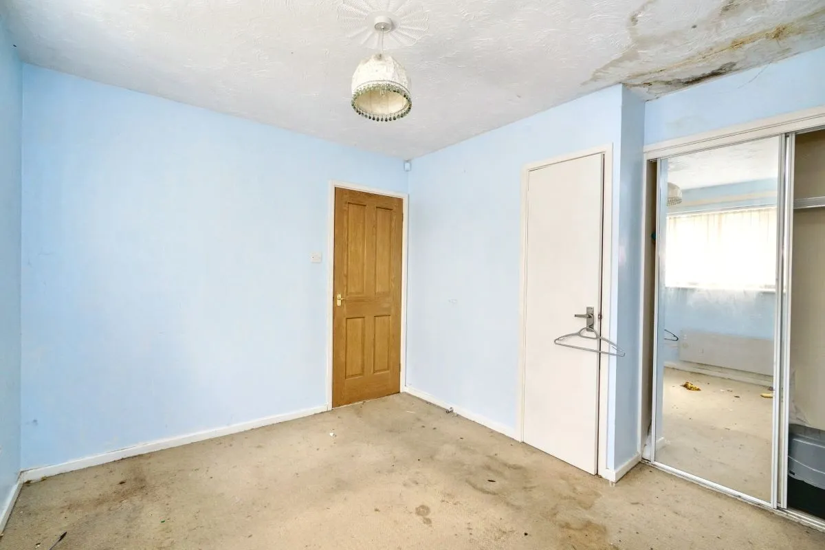 Measham, Swadlincote, Derbyshire, DE12 7JX - Online Auctions