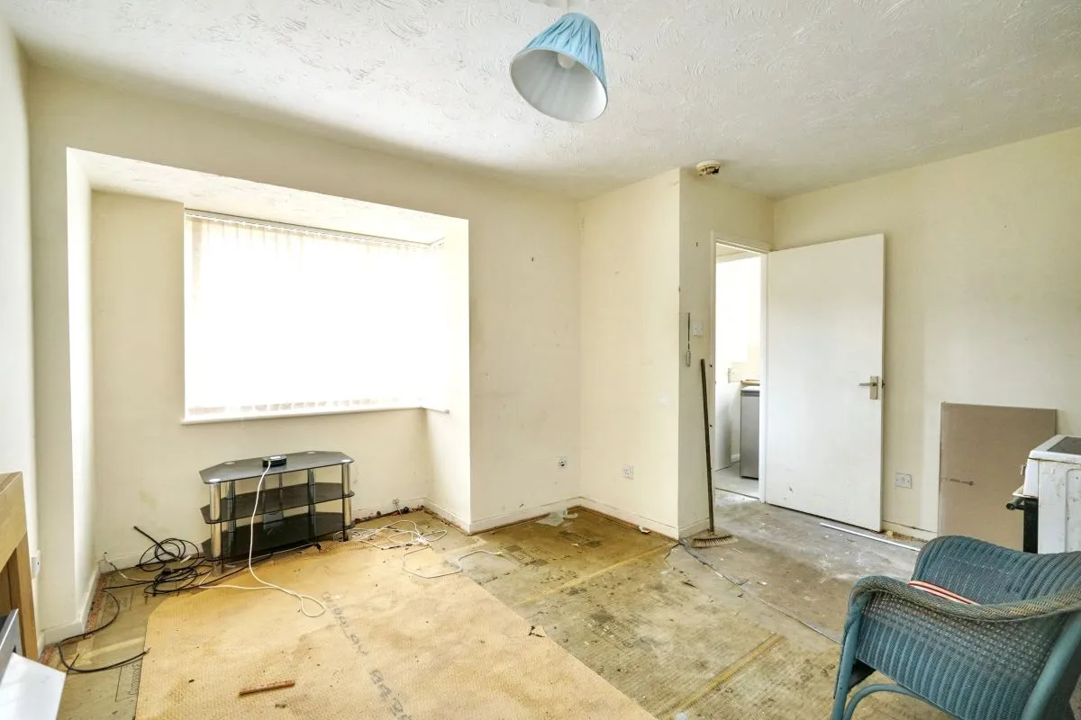 Measham, Swadlincote, Derbyshire, DE12 7JX - Online Auctions