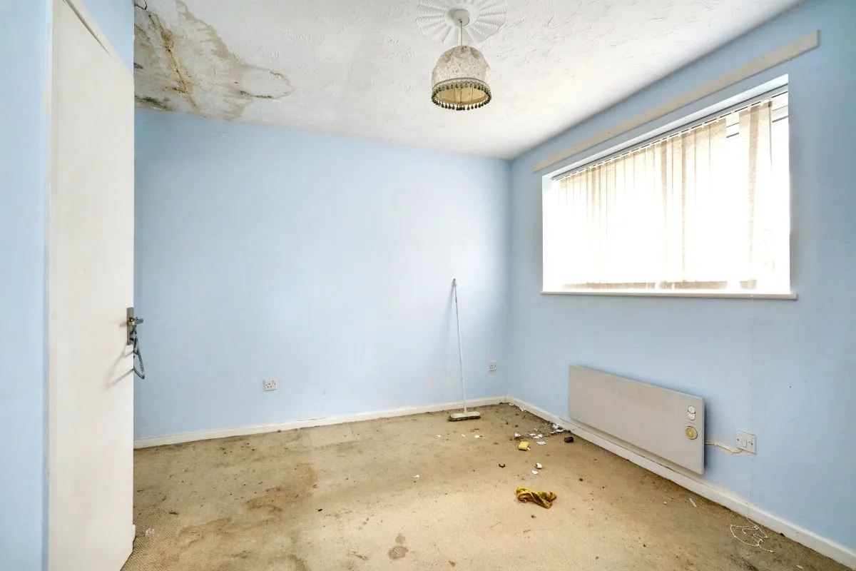 Measham, Swadlincote, Derbyshire, DE12 7JX - Online Auctions