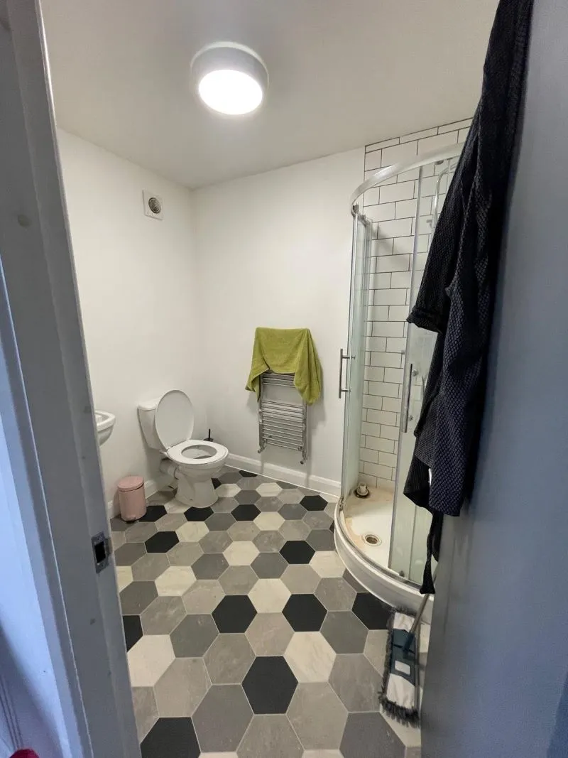 Derby, Derbyshire, DE23 8SA - Online Auctions