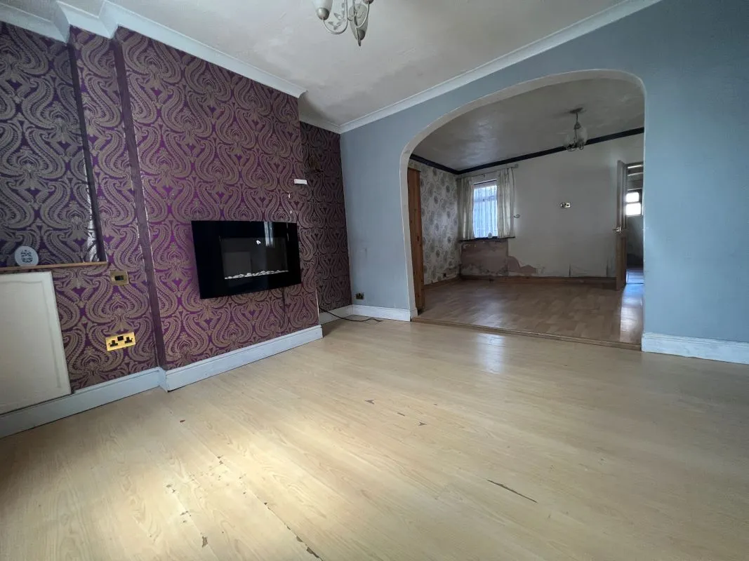 Ripley, Derbyshire, DE5 3ES - Online Auctions