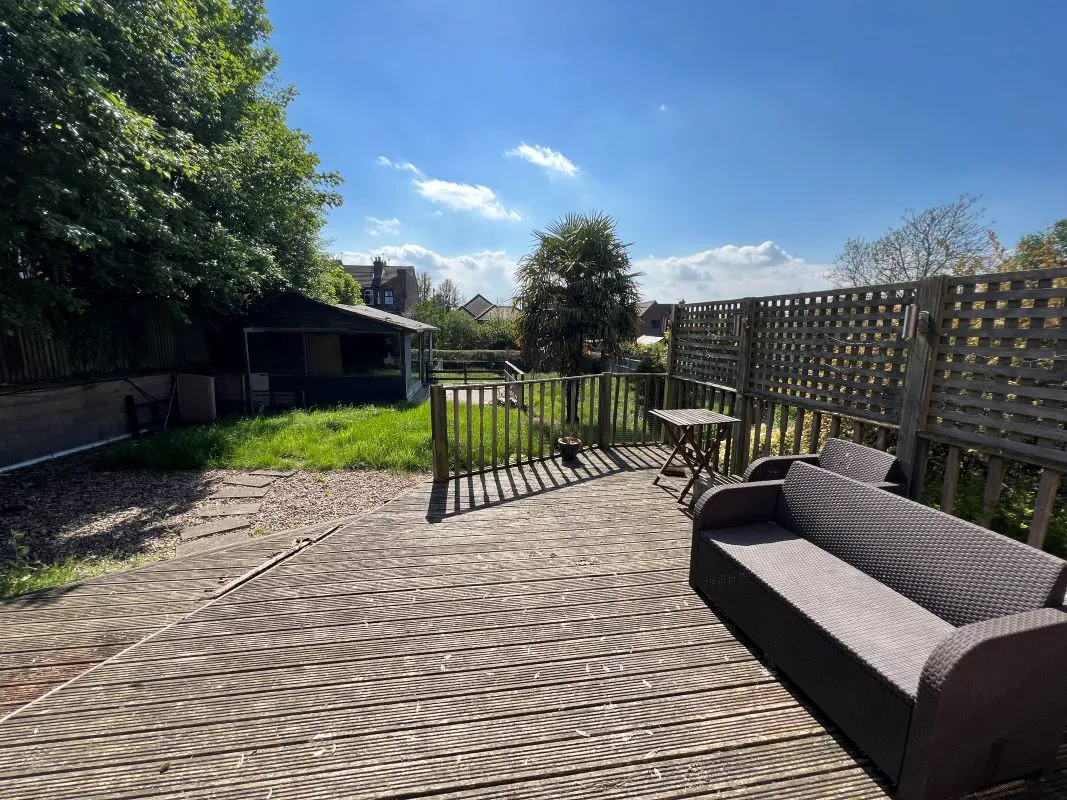 Swadlincote, Derbyshire, DE11 9BG - Online Auctions