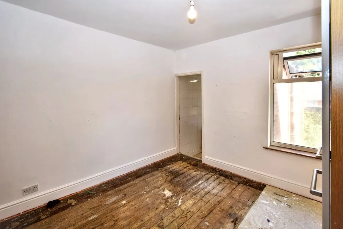 Leicester, Leicestershire, LE3 9FL - Online Auctions