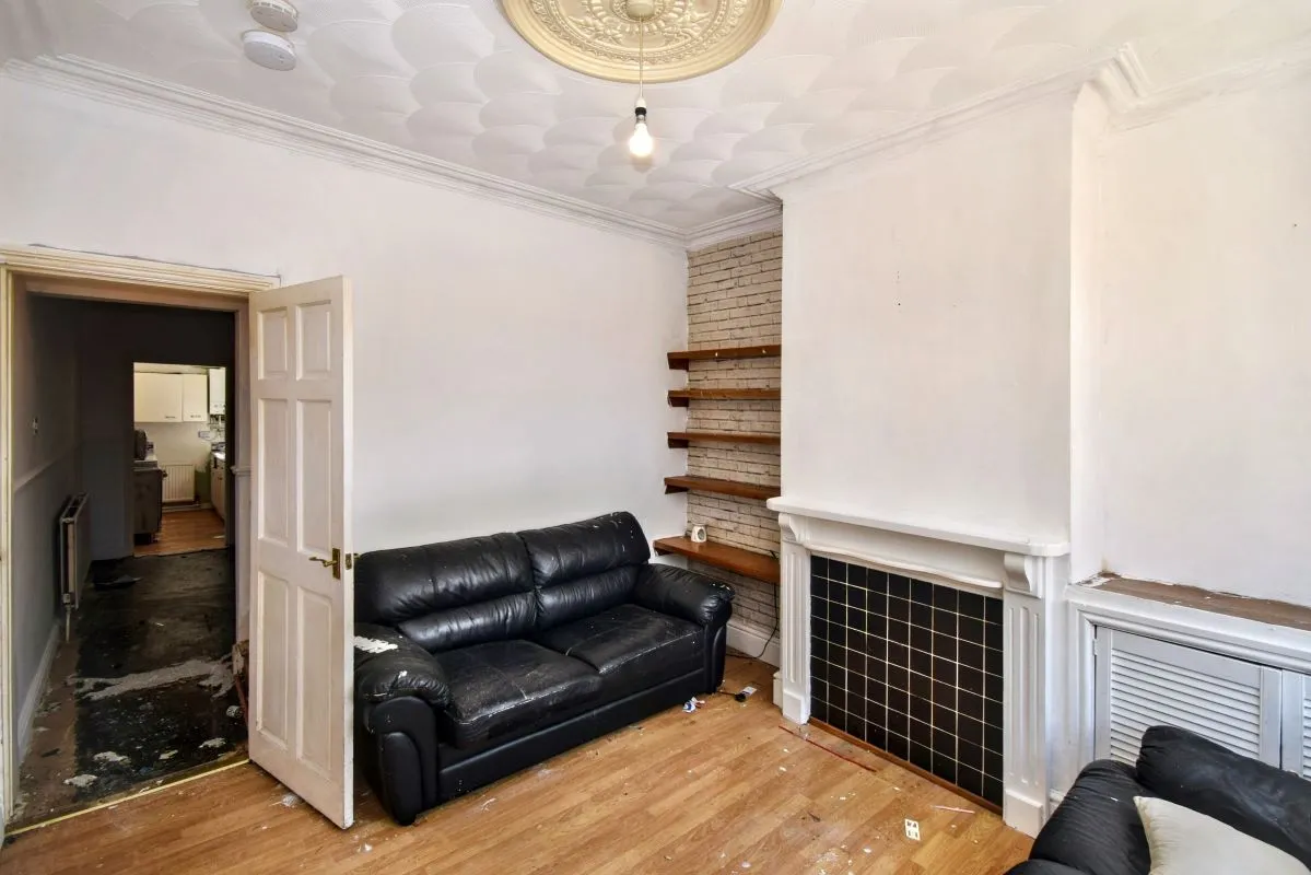 Leicester, Leicestershire, LE3 9FL - Online Auctions