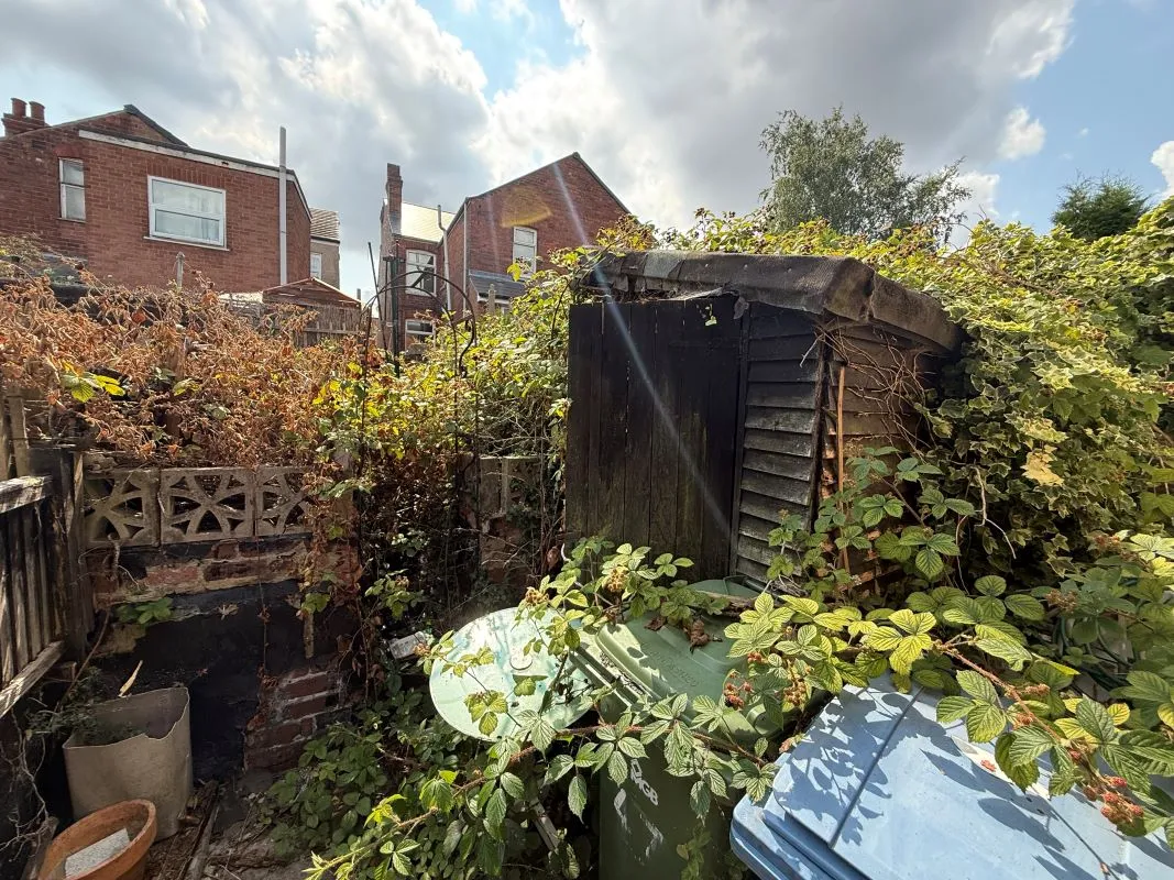 Mansfield, Nottinghamshire, NG18 2PS - Online Auctions