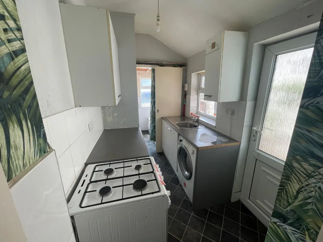 57 Main Road, Underwood, Nottinghamshire, NG16 5GP - Online Auctions
