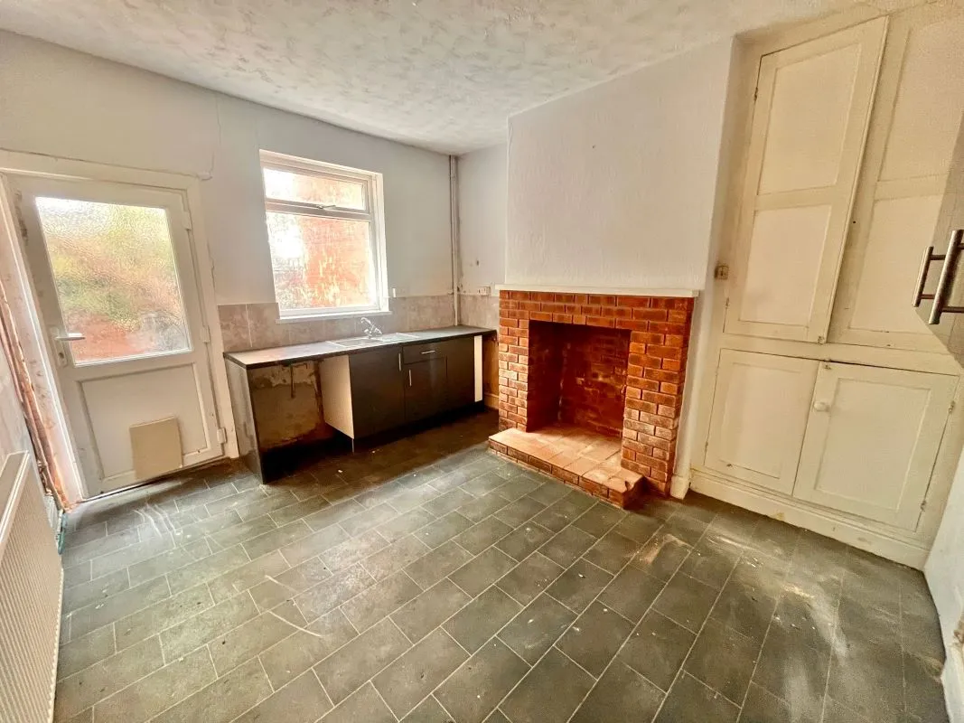 Worksop, Nottinghamshire, S80 1QT - Online Auctions
