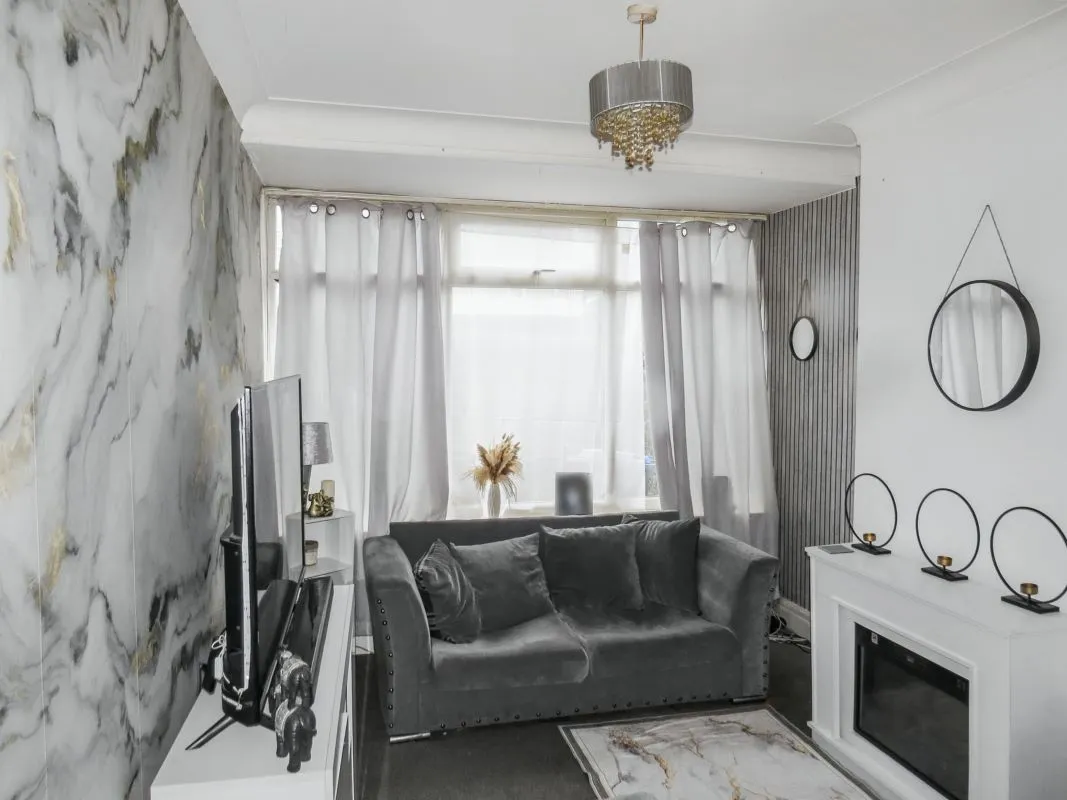Blackpool, Lancashire, FY4 3DS - Online Auctions