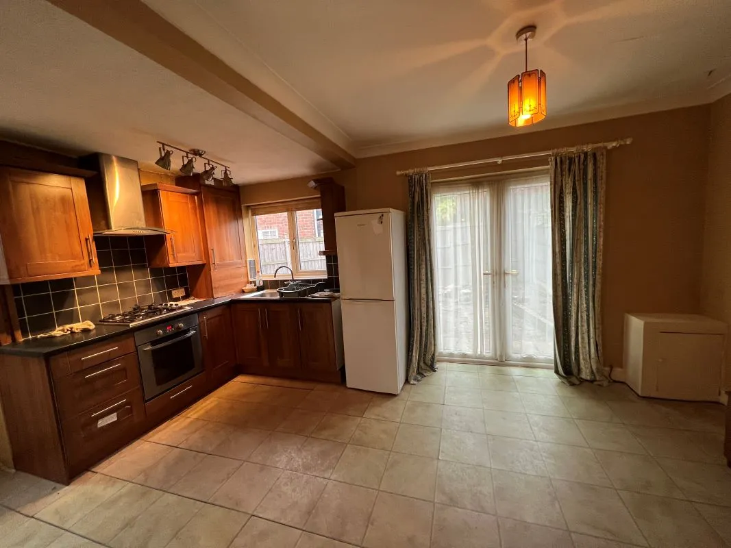 Nottingham, Nottinghamshire, NG8 2DE - Online Auctions