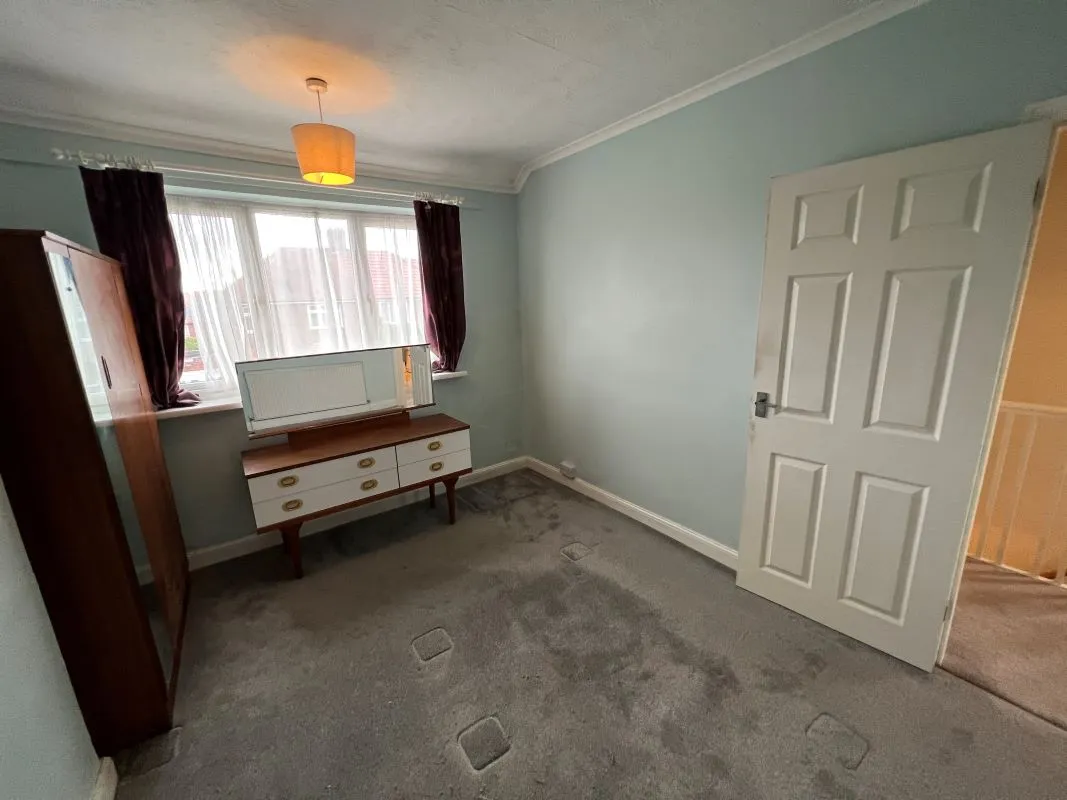 Nottingham, Nottinghamshire, NG8 2DE - Online Auctions