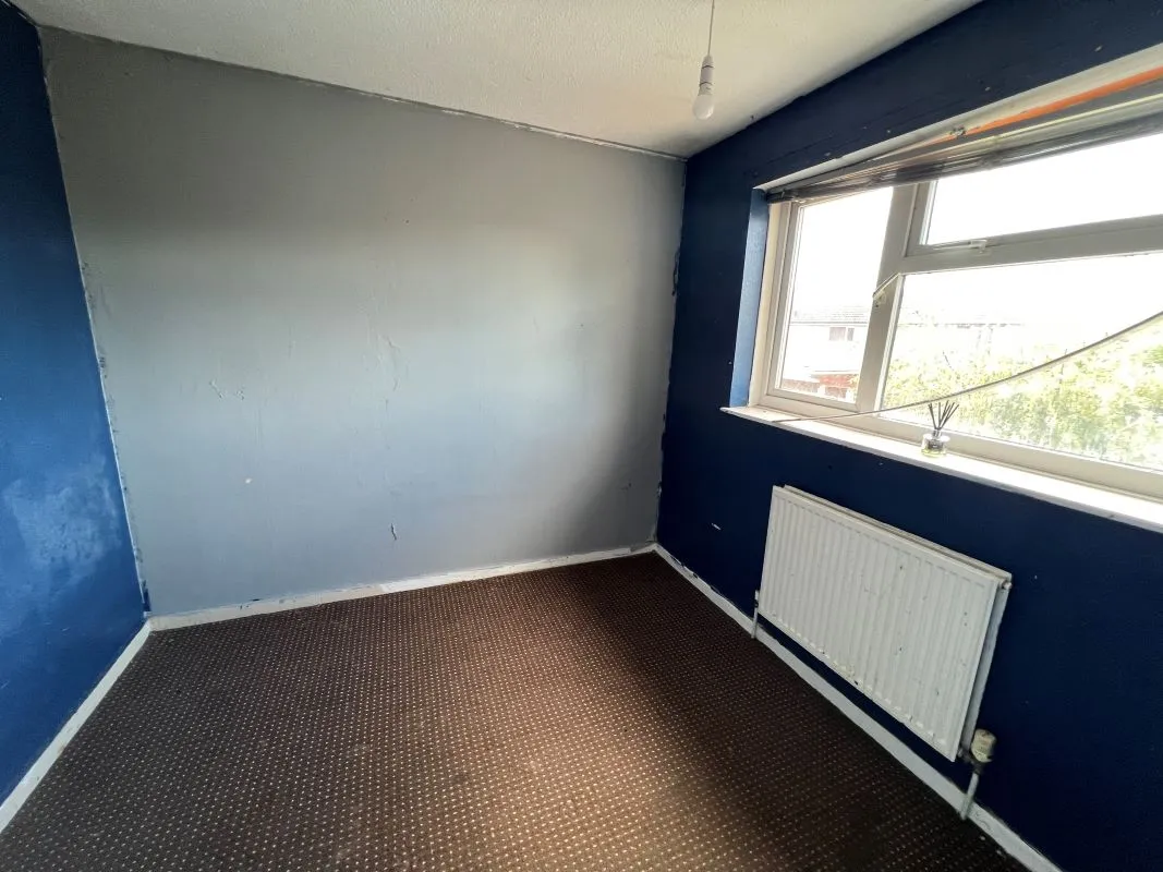 Carlton-In-Lindrick, Worksop, Nottinghamshire, S81 9HZ - Online Auctions