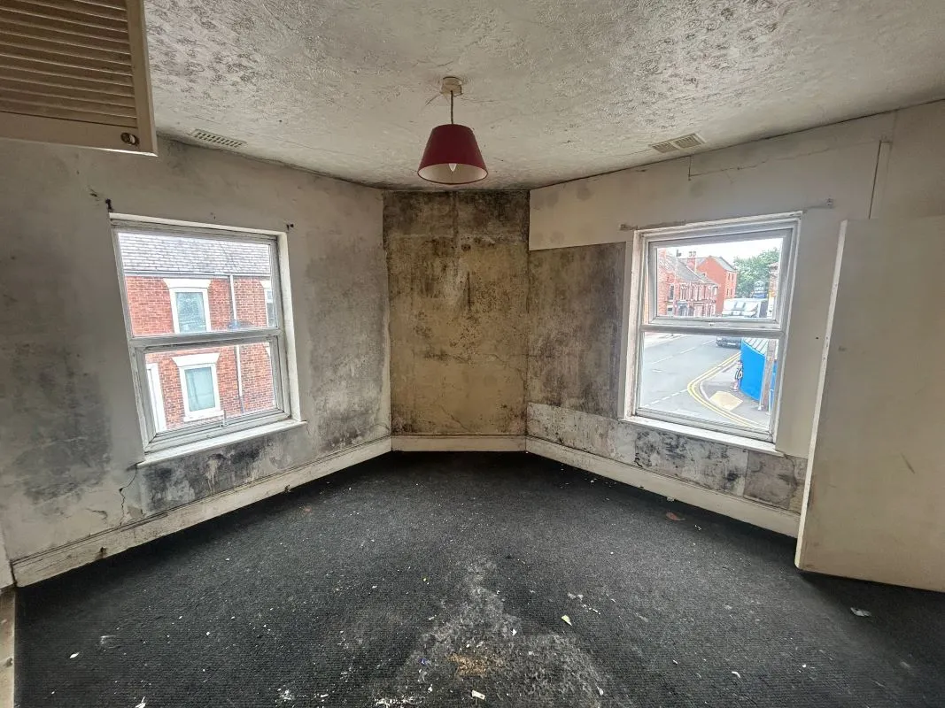 Retford, Nottinghamshire, DN22 6JB - Online Auctions