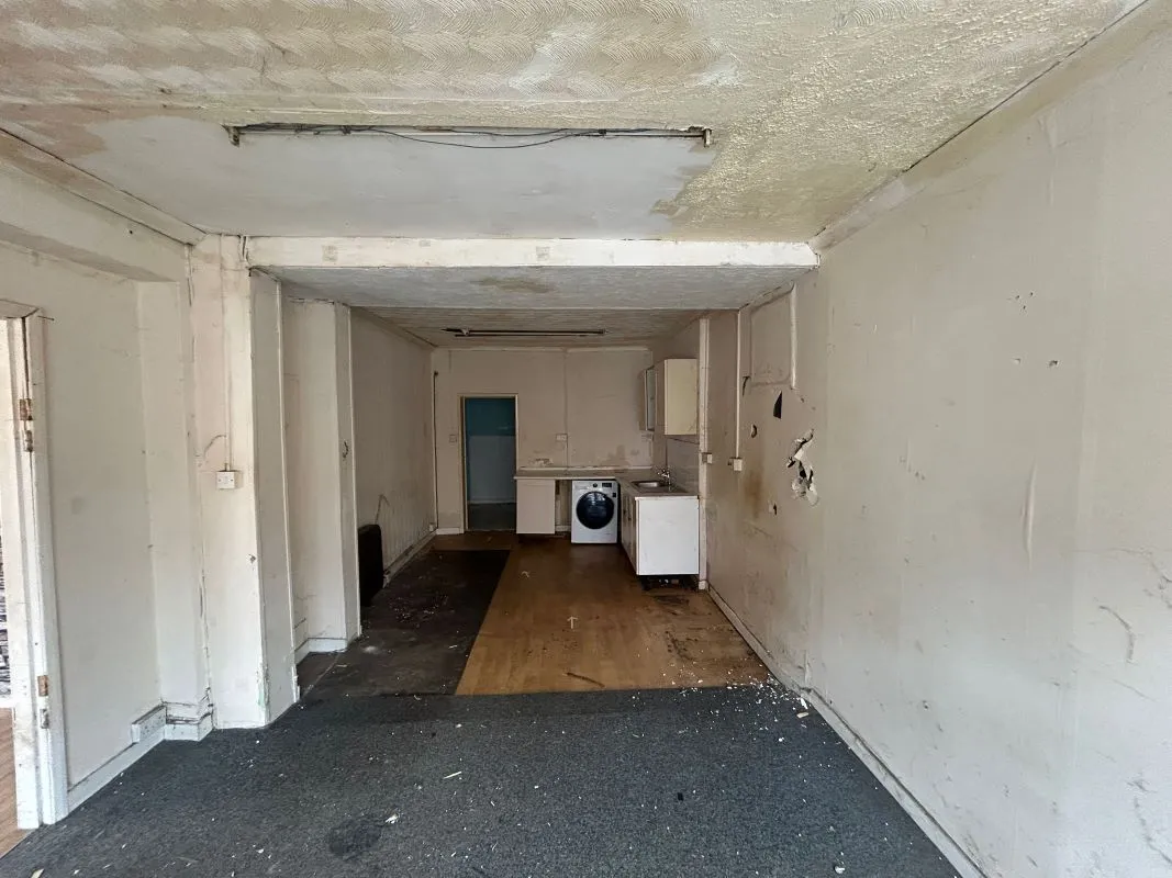Retford, Nottinghamshire, DN22 6JB - Online Auctions
