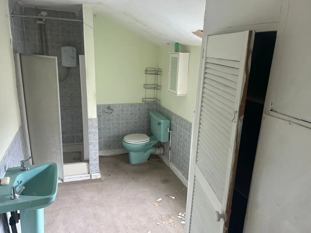 Retford, Nottinghamshire, DN22 6JB - Online Auctions