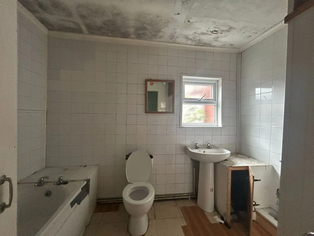 Retford, Nottinghamshire, DN22 6JB - Online Auctions
