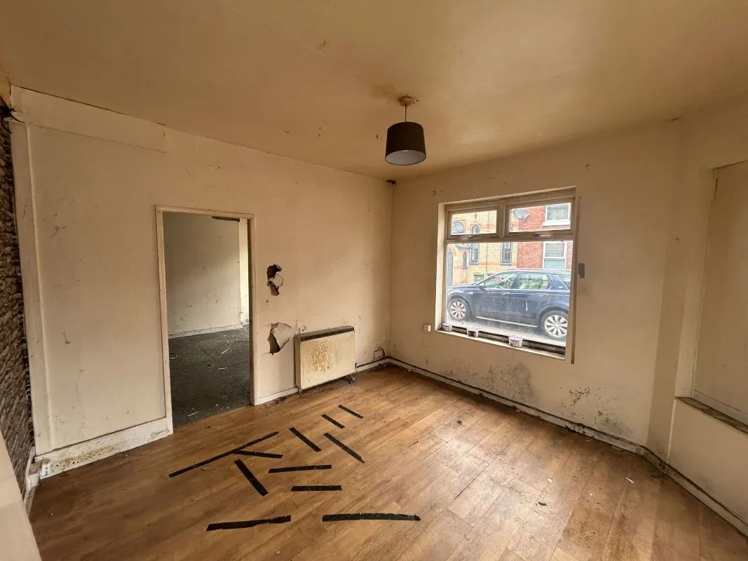 Retford, Nottinghamshire, DN22 6JB - Online Auctions