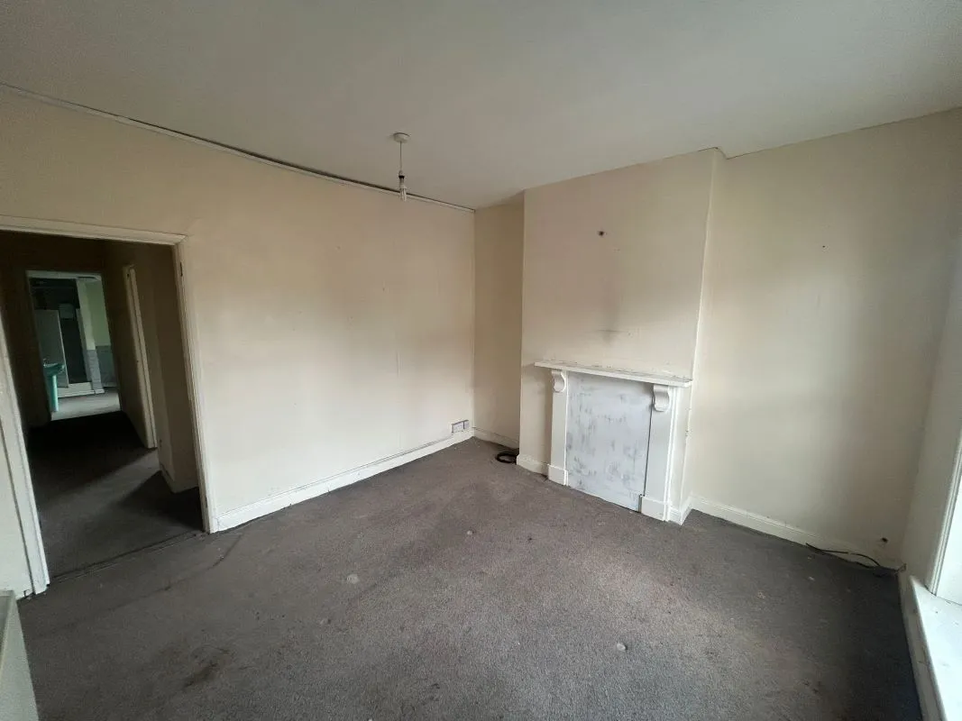 Retford, Nottinghamshire, DN22 6JB - Online Auctions
