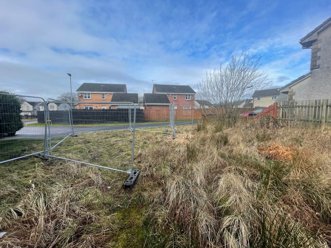 Ladeside Gardens, Kilbirnie, North Ayrshire, KA25 7EA - Online Auctions