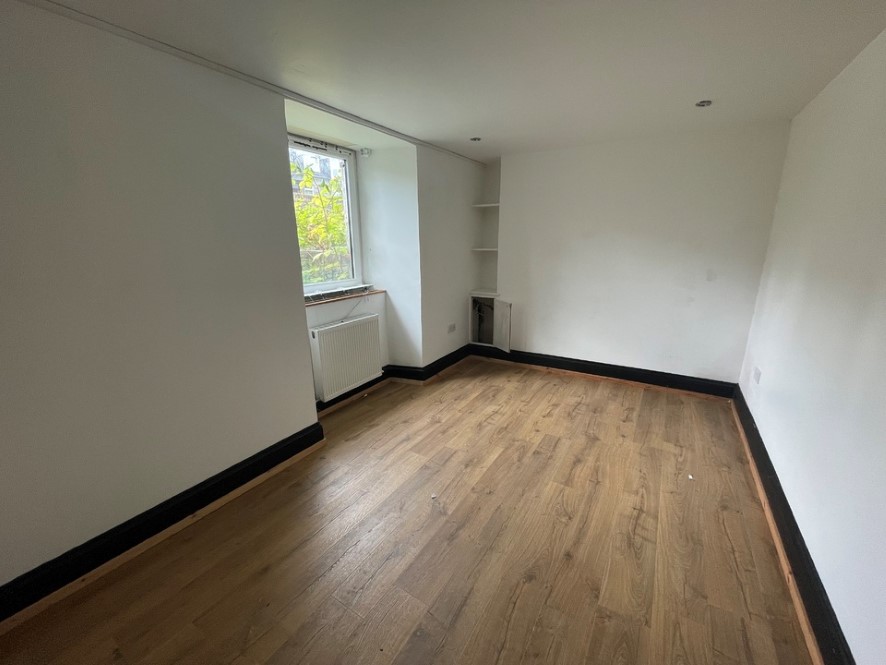 Property for Auction in Scotland - 325 Holburn Street, Aberdeen, Aberdeenshire AB10 7FP