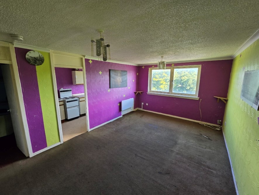 Property for Auction in Scotland - 217 Greenrigg Road, Cumbernauld, Glasgow G67 2QD