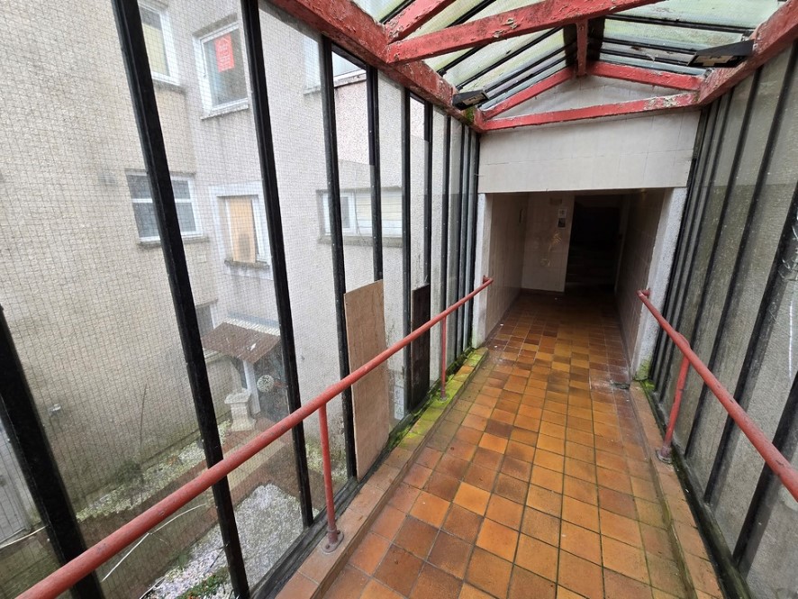 Property for Auction in Scotland - 217 Greenrigg Road, Cumbernauld, Glasgow G67 2QD