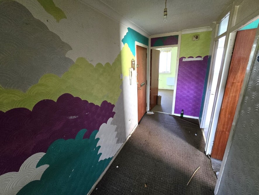 Property for Auction in Scotland - 217 Greenrigg Road, Cumbernauld, Glasgow G67 2QD