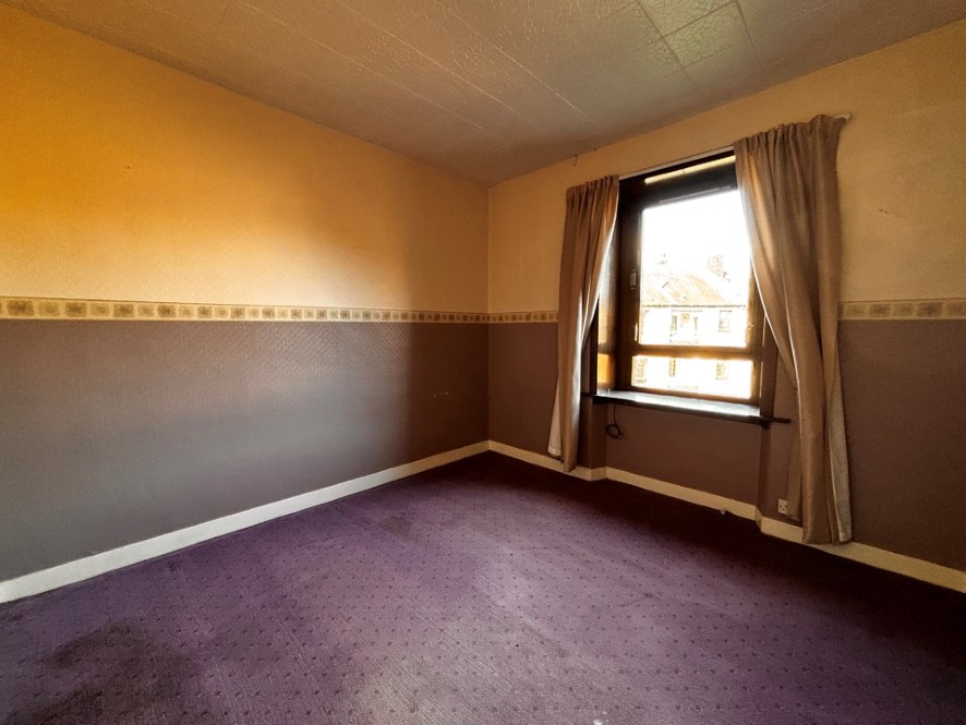Property for Auction in Scotland - Flat E, 21 Park Road, Aberdeen, Aberdeenshire AB24 5NY