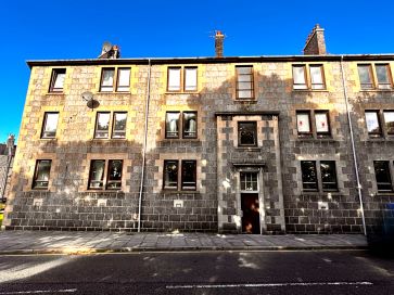 Property for Auction in Scotland - Flat E, 21 Park Road, Aberdeen, Aberdeenshire AB24 5NY