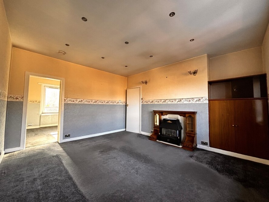 Property for Auction in Scotland - Flat E, 21 Park Road, Aberdeen, Aberdeenshire AB24 5NY
