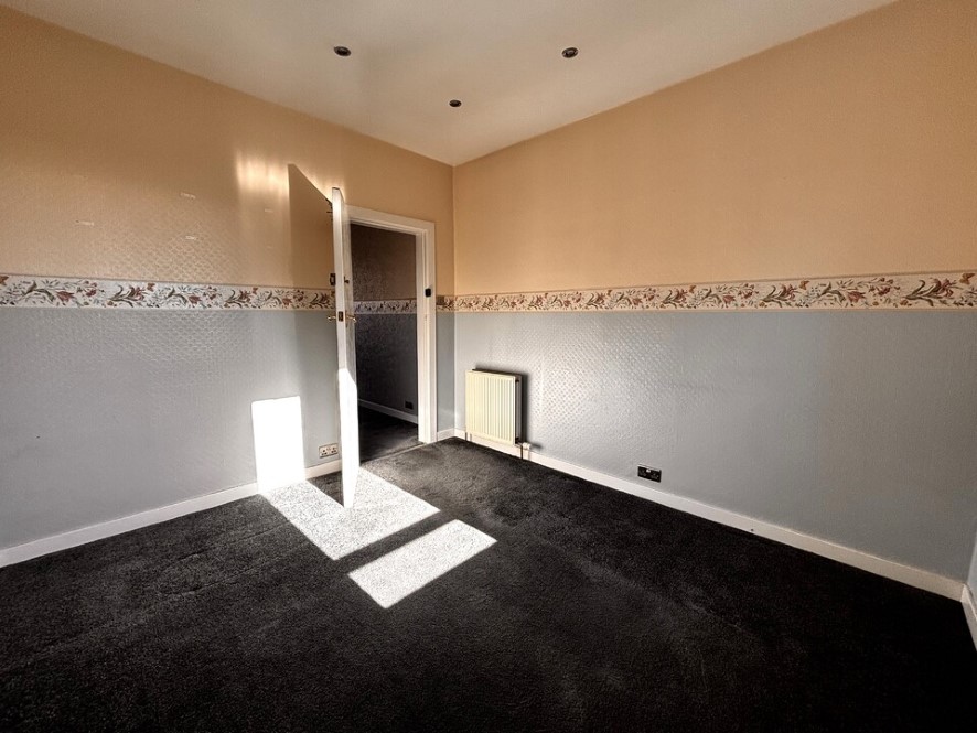 Property for Auction in Scotland - Flat E, 21 Park Road, Aberdeen, Aberdeenshire AB24 5NY