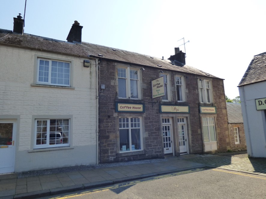 Property for Auction in Scotland - Pips Coffee House, 21-23 Ancaster Square, Callander, Perthshire FK17 8BL