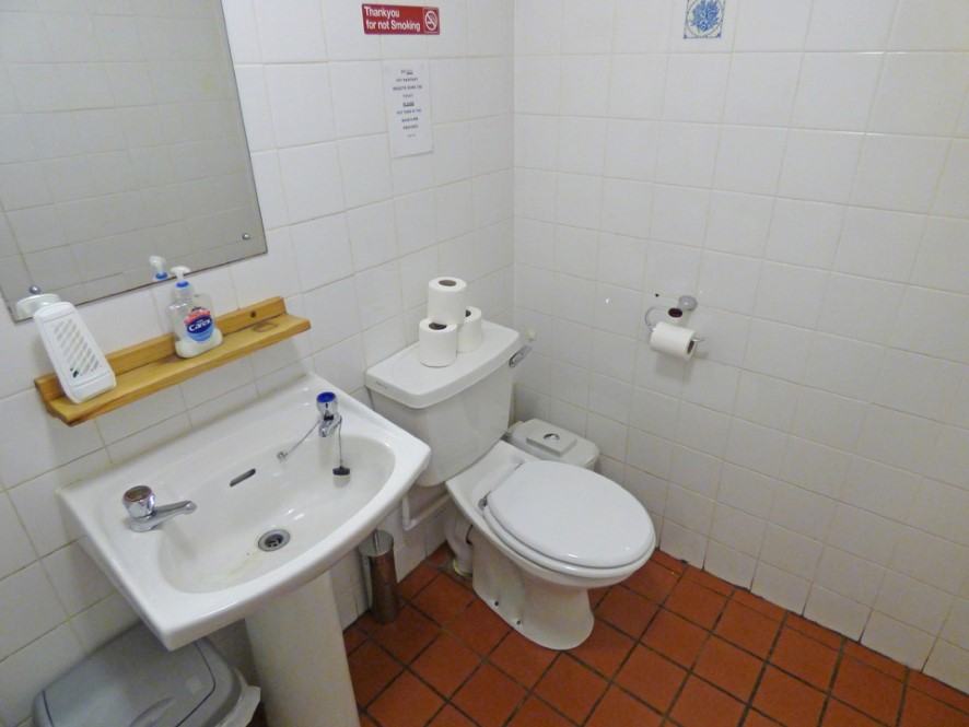 Property for Auction in Scotland - Pips Coffee House, 21-23 Ancaster Square, Callander, Perthshire FK17 8BL