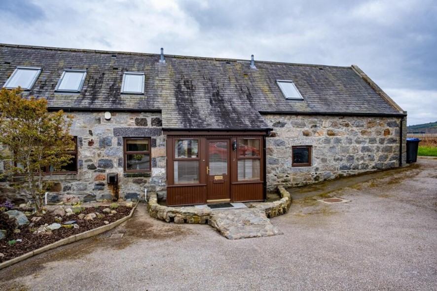 Property for Auction in Scotland - 2 Bents Steading, Alford, Aberdeenshire AB33 8EY