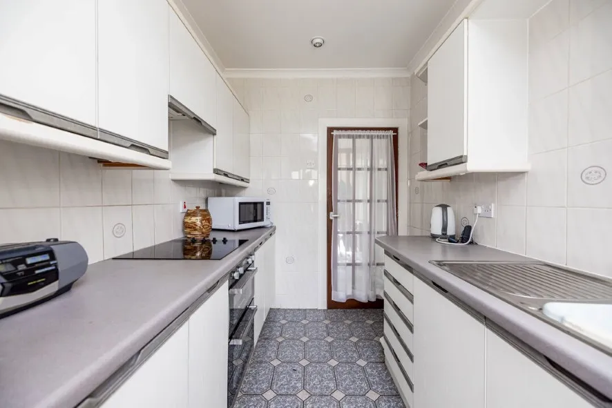 Property for Auction in Scotland - 35 Great Southern Road, Aberdeen, Aberdeenshire AB11 7XY