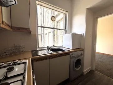 Property for Auction in Scotland - 49a Powis Place, Aberdeen, Aberdeenshire AB25 3TS