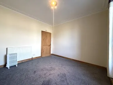 Property for Auction in Scotland - 49a Powis Place, Aberdeen, Aberdeenshire AB25 3TS