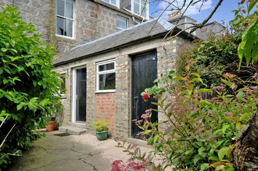 Property for Auction in Scotland - 58 St. Swithin Street, Aberdeen, Aberdeenshire AB10 6XJ