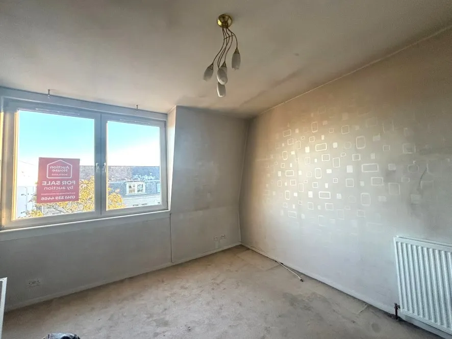 Property for Auction in Scotland - 204 Union Grove, Attic Floor Left, Aberdeen, Aberdeenshire AB10 6SS