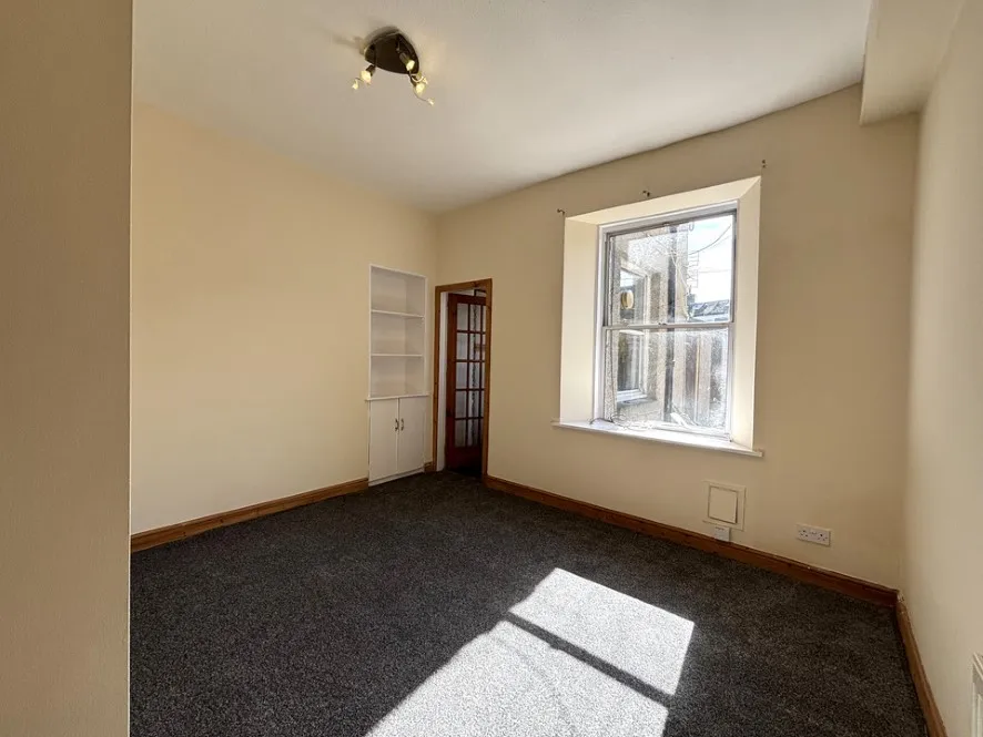 Property for Auction in Scotland - 49a Powis Place, Aberdeen, Aberdeenshire AB25 3TS