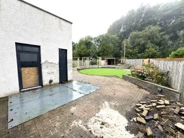 Property for Auction in Scotland - 5 Birch Grove View, Newton Mearns, Glasgow G77 6NJ