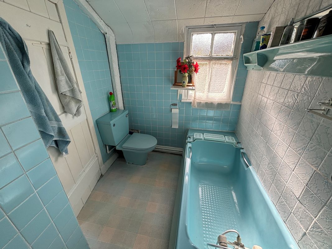 Dovecot Park, Selkirk, Selkirkshire, TD7 4ES - Online Auctions