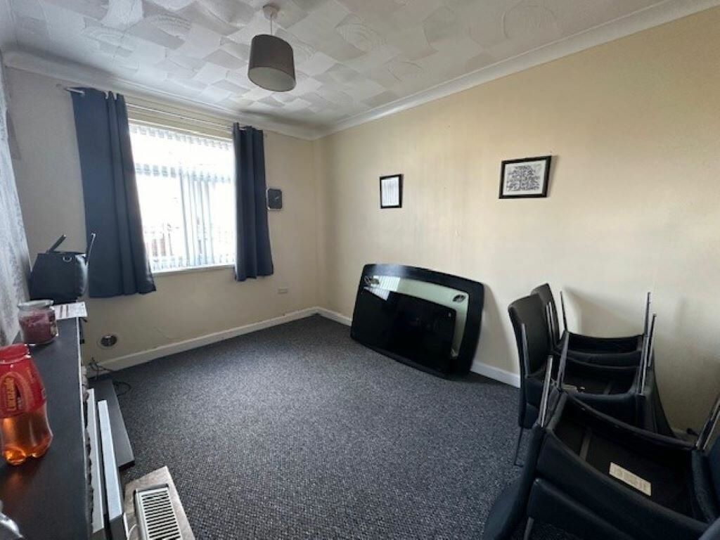 North Avenue, South Elmsall, Pontefract, West Yorkshire, WF9 2HD - Online Auctions