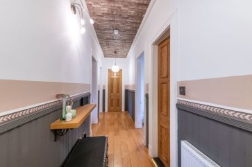 Property for Auction in Scotland - Flat E, 121 Rosemount Place, Aberdeen, Scotland AB25 2YH