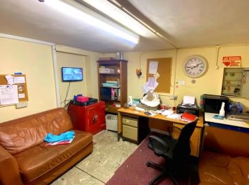 Property for Auction in Scotland - 12 Cross Shore Street, Greenock, Renfrewshire PA15 1DY