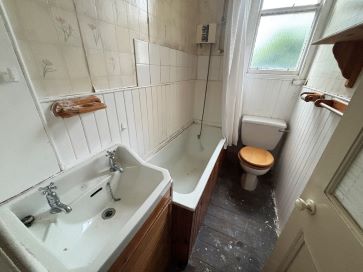 Property for Auction in Scotland - Pf2, 5 Featherhall Road, Edinburgh EH12 7TP