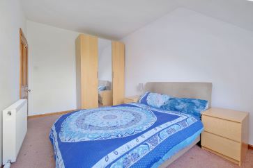 Property for Auction in Scotland - Attic Floor Right, 646 Holburn Street, Aberdeen, Aberdeenshire AB10 7JQ