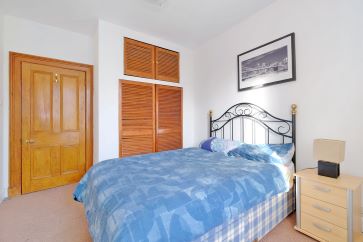 Property for Auction in Scotland - Attic Floor Right, 646 Holburn Street, Aberdeen, Aberdeenshire AB10 7JQ