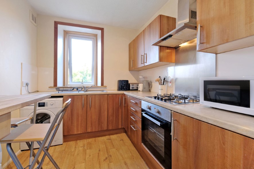 Property for Auction in Scotland - Attic Floor Right, 646 Holburn Street, Aberdeen, Aberdeenshire AB10 7JQ
